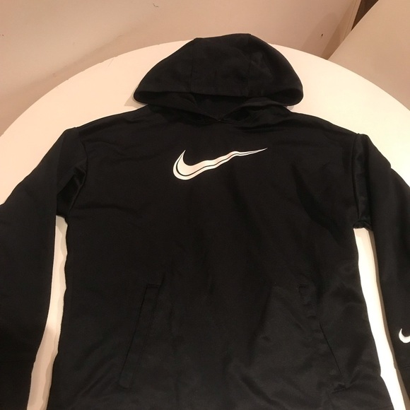 Nike Other - Nike sweater nwot